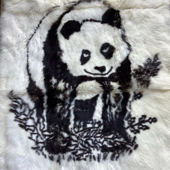 VTG Winnipeg Fur White Black Panda Small Accent Decor Rug - Picture 4 of 5